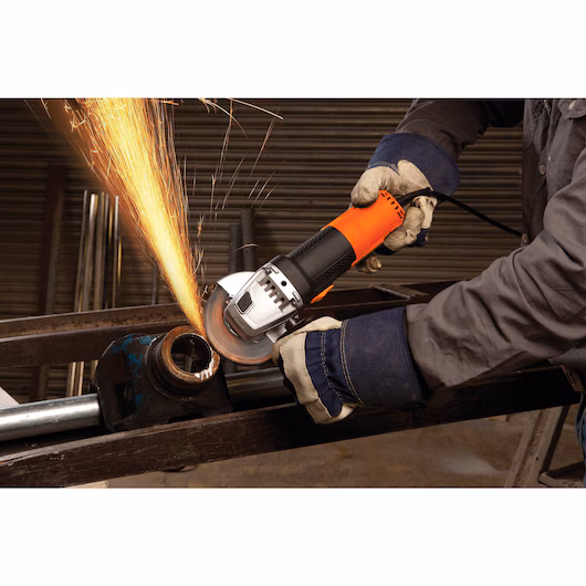 Amoladora-Black-Decker-AMOLADORA-BLACK-DECKER-820W-AMOLADORA-BLACK-DEKER-Amoladora-Angular-115mm-820W-PRECIO